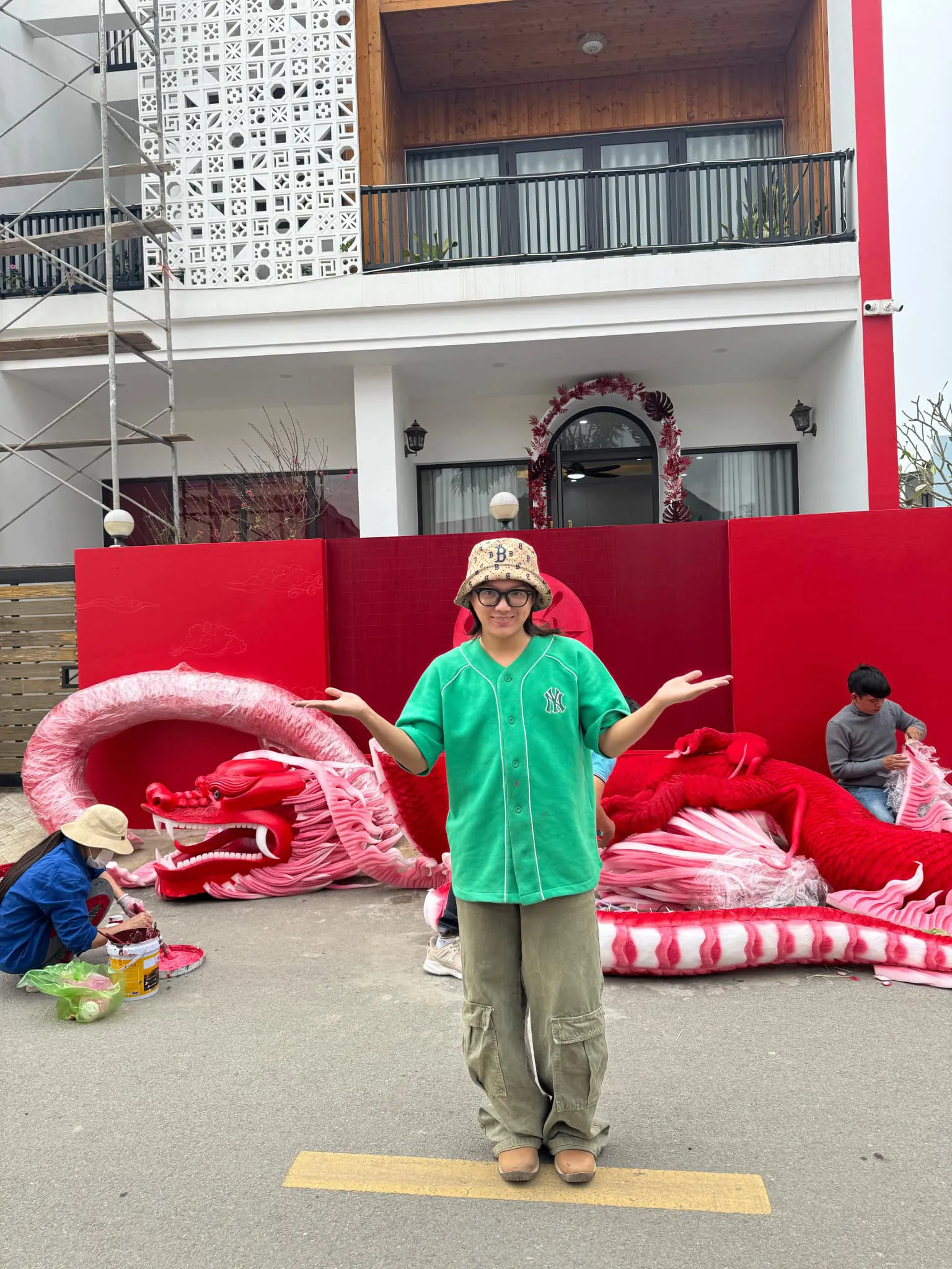 pham-thoai-trang-tri-rong-khong-lo-3