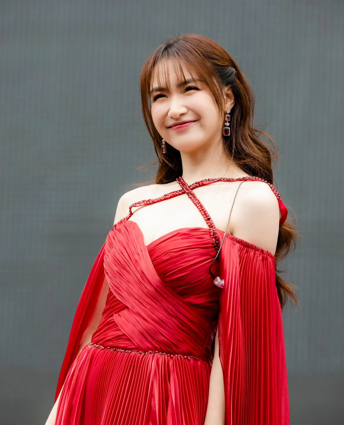 hoa-min-zy-va-ban-trai-5