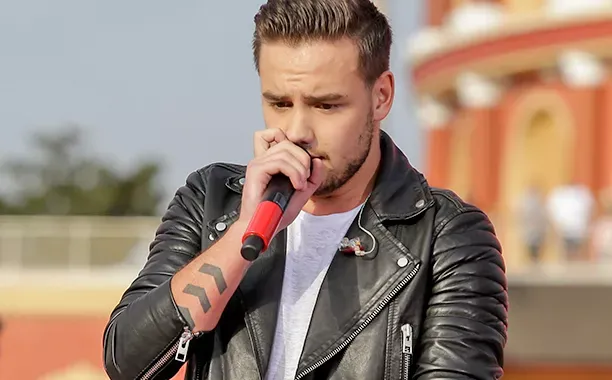 cuu-thanh-vien-one-direction-qua-doi-4