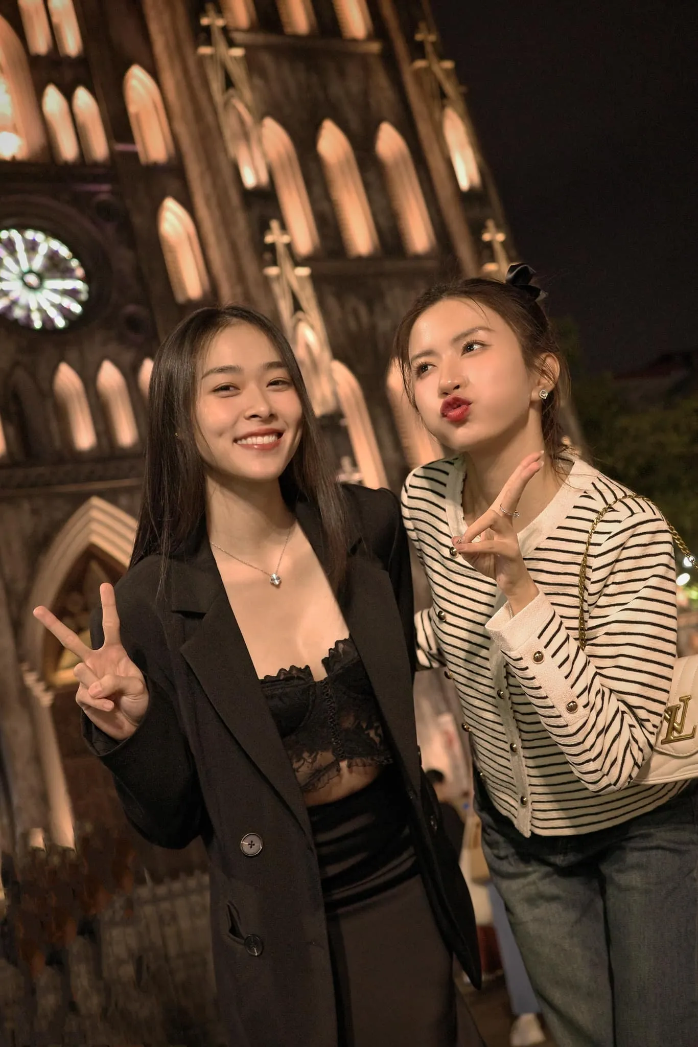 NgocHuyen-03
