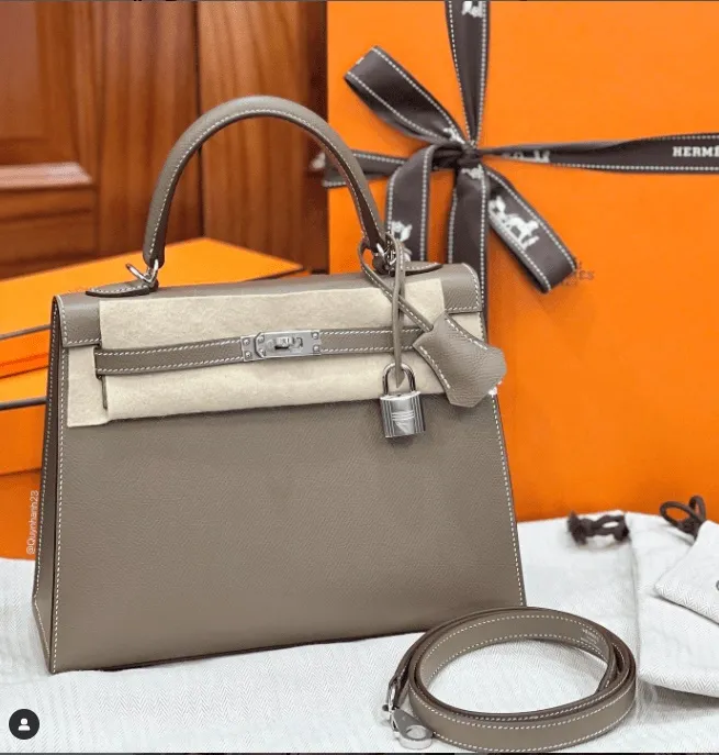 suong-nhu-vo-cau-thu-duy-manh-so-huu-bst-tui-hieu-chang-kem-ngoc-trinh-85940f59