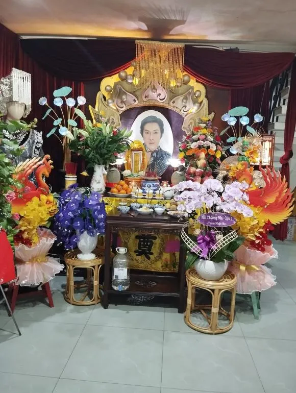 con-gai-vu-linh-thong-bao-dieu-dac-biet-trong-le-100-ngay-cua-ba-ban-tho-nam-nghe-si-gay-xuc-dong-1-ngoisaovn-w1542-h2048