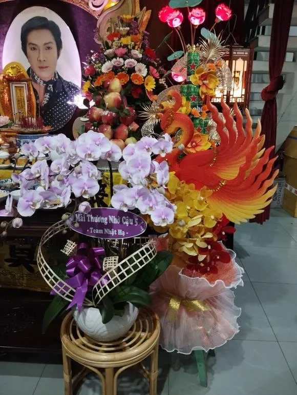con-gai-vu-linh-thong-bao-dieu-dac-biet-trong-le-100-ngay-cua-ba-ban-tho-nam-nghe-si-gay-xuc-dong-5-ngoisaovn-w1542-h2048
