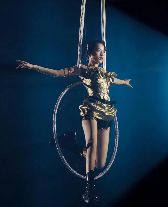 chi-pu-vuot-2-ty-luot-xem-tren-tiktik (4)