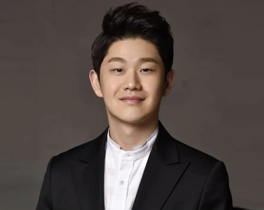 nam-ca-si-qua-doi-3-ngay-khong-co-nguoi-than-den-nhan (1)