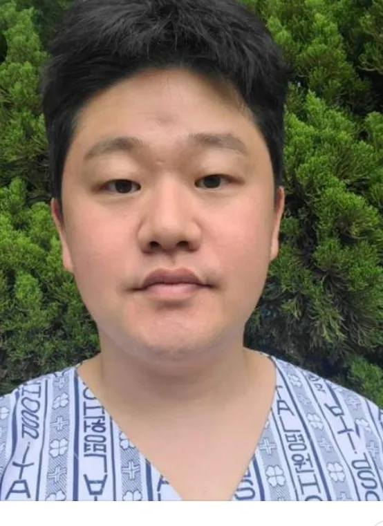 nam-ca-si-qua-doi-3-ngay-khong-co-nguoi-than-den-nhan (5)