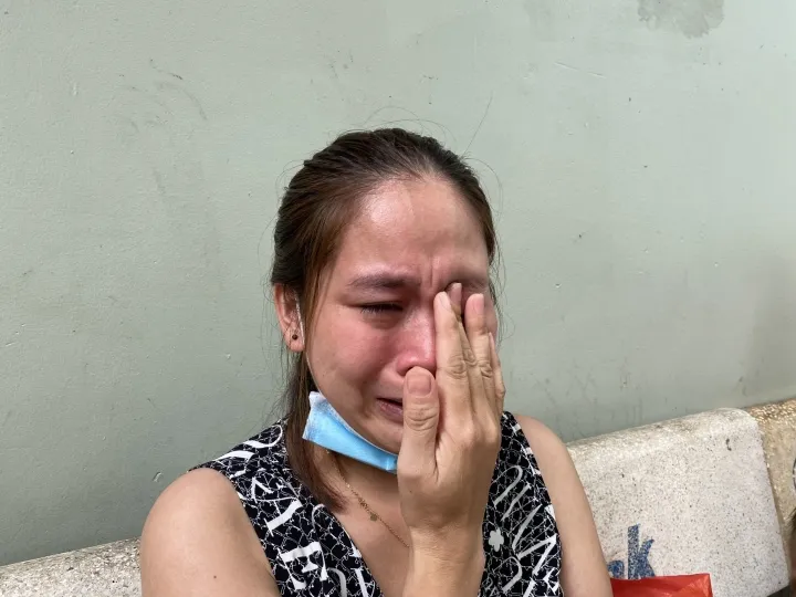 me-sinh-them-em-be-ghep-tuy-cuu-con