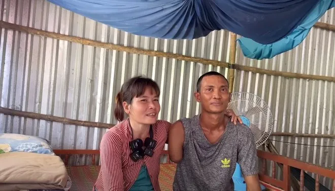 trai-tan-22-tuoi-cuoi-vo-bang-tuoi-me (2)