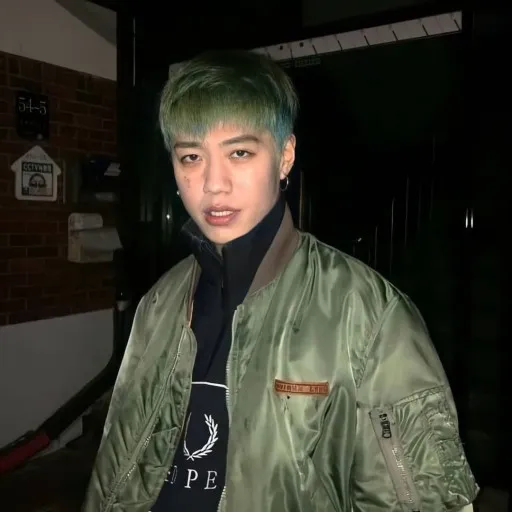 nam-ca-si-28-tuoi-bi-co-giat-phai-nhap-vien-cap-cuu (4)