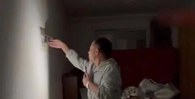 con-re-bi-bo-vo-lay-mat-3-ty-tien-tiet-kiem (4)