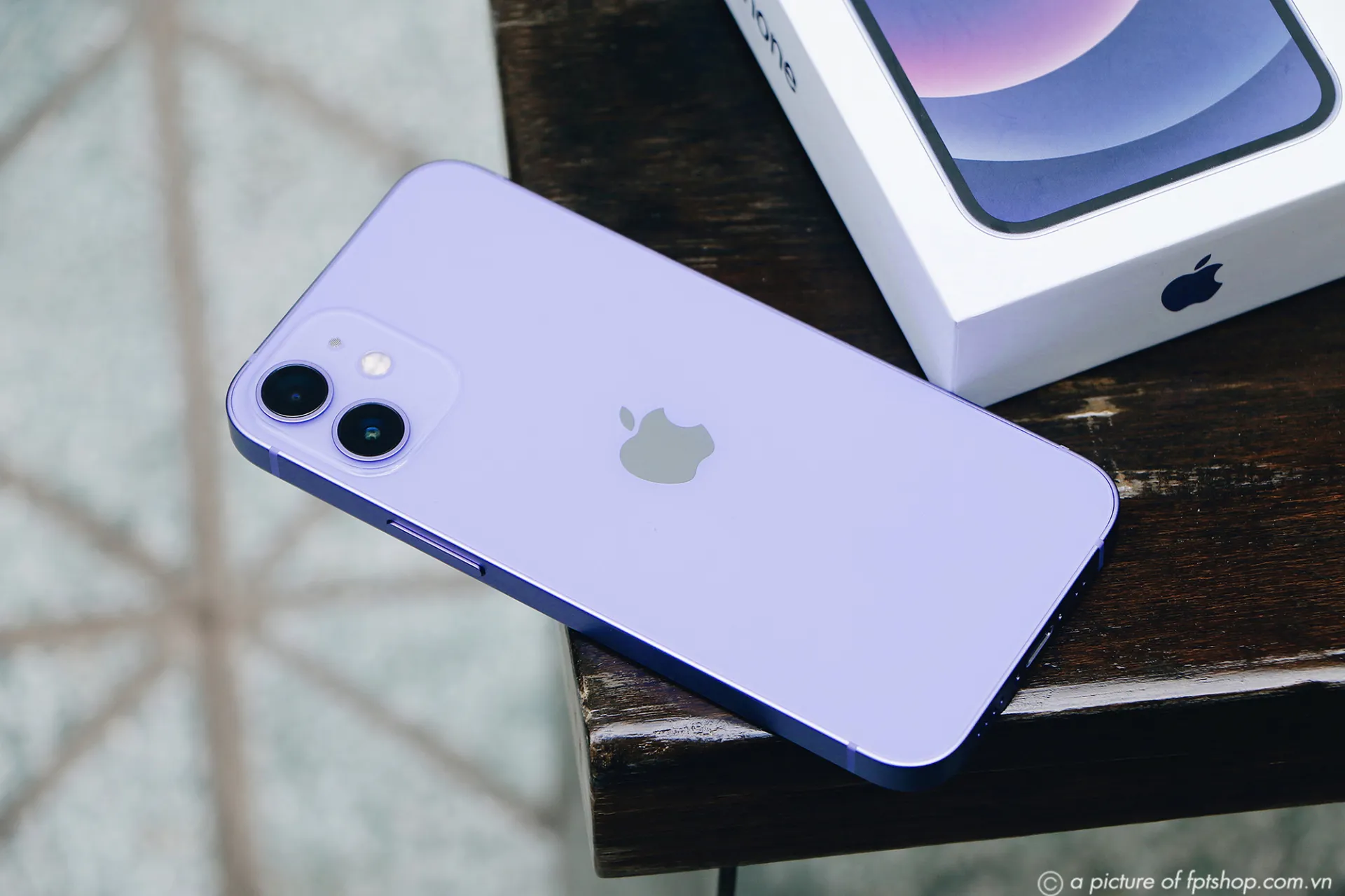 gia-iphone-12-giam-sau (4)