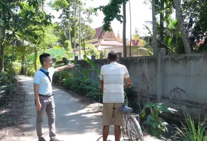 nguoi-dan-ong-trung-so-320-ty (3)