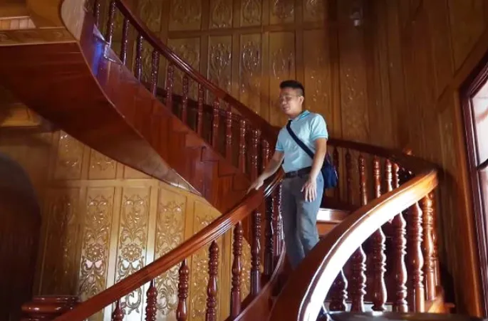 nguoi-dan-ong-trung-so-320-ty (4)