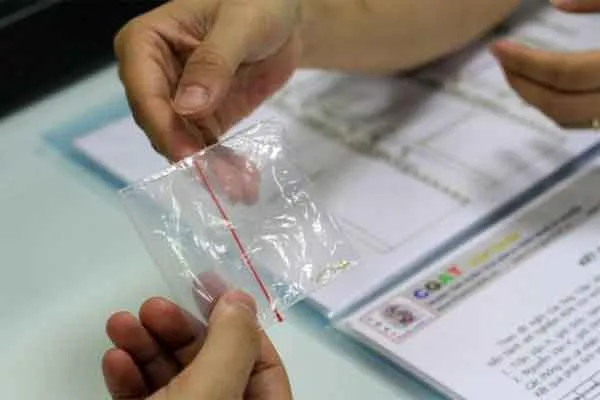 vo-sinh-con-sau-16-ngay-chong-di-xet-nghiem-adn-roi-kien (4)