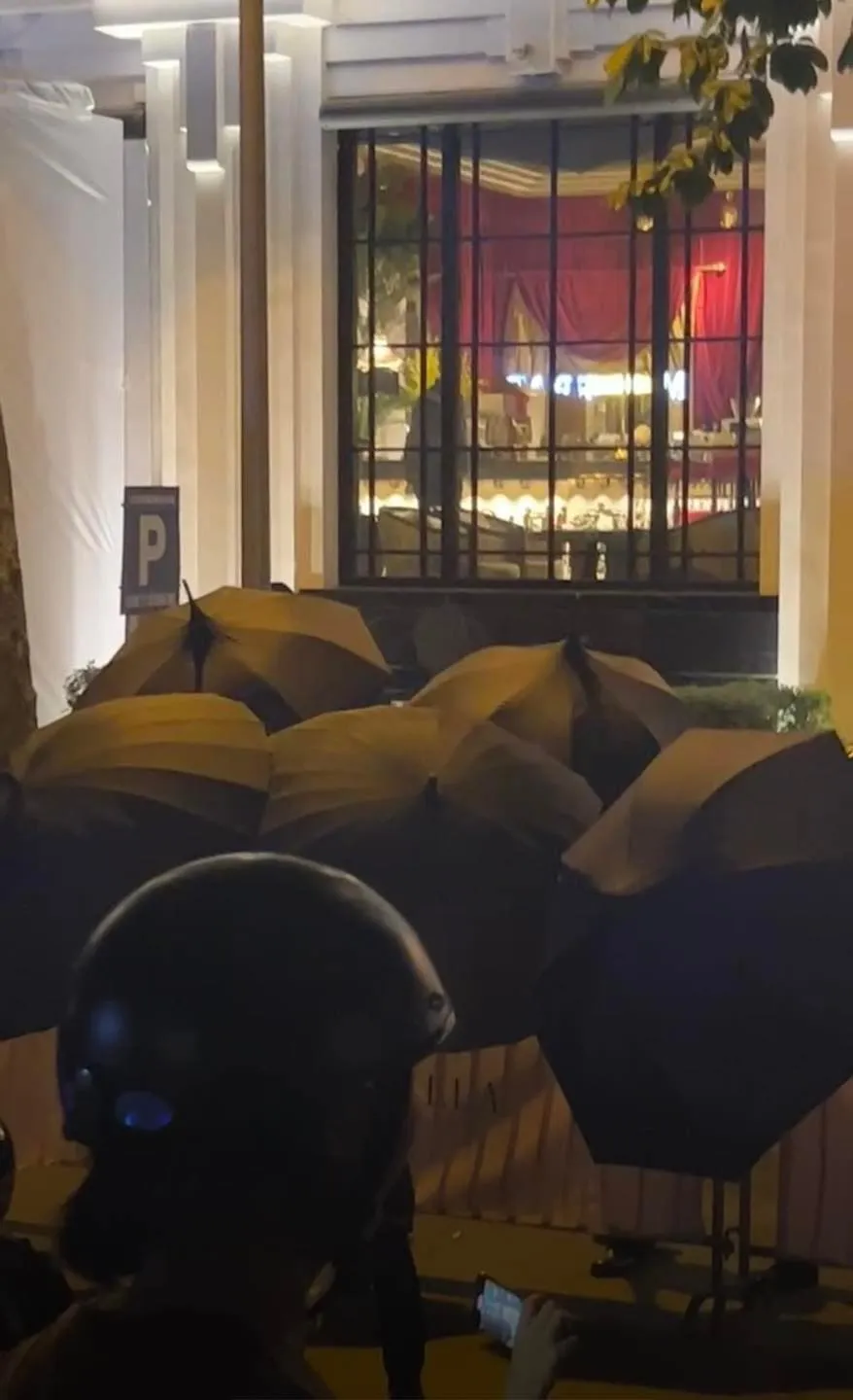 fan-quoc-te-blackpink-chi-trich (2)