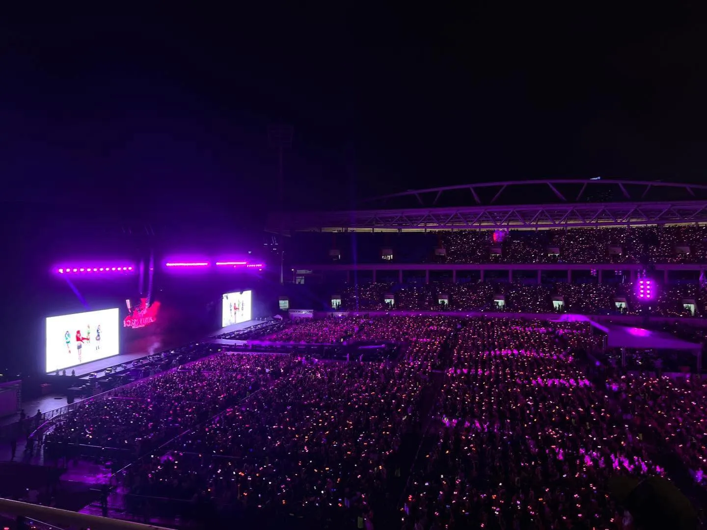 sao-viet-den-xem-concert-blackpink-day-2 (7)