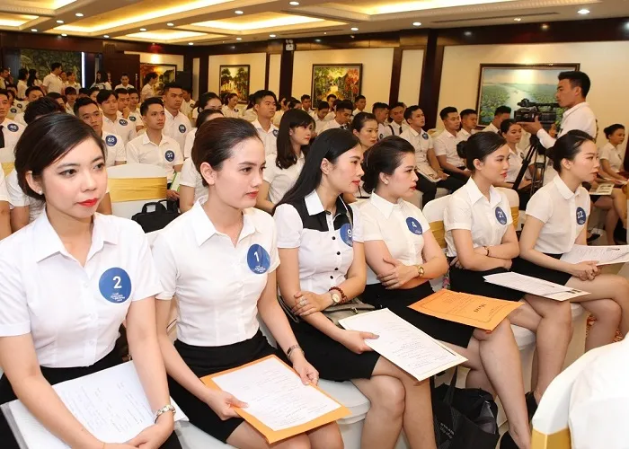 6-dieu-can-thiet-de-lam-tiep-vien-hang-khong (3)