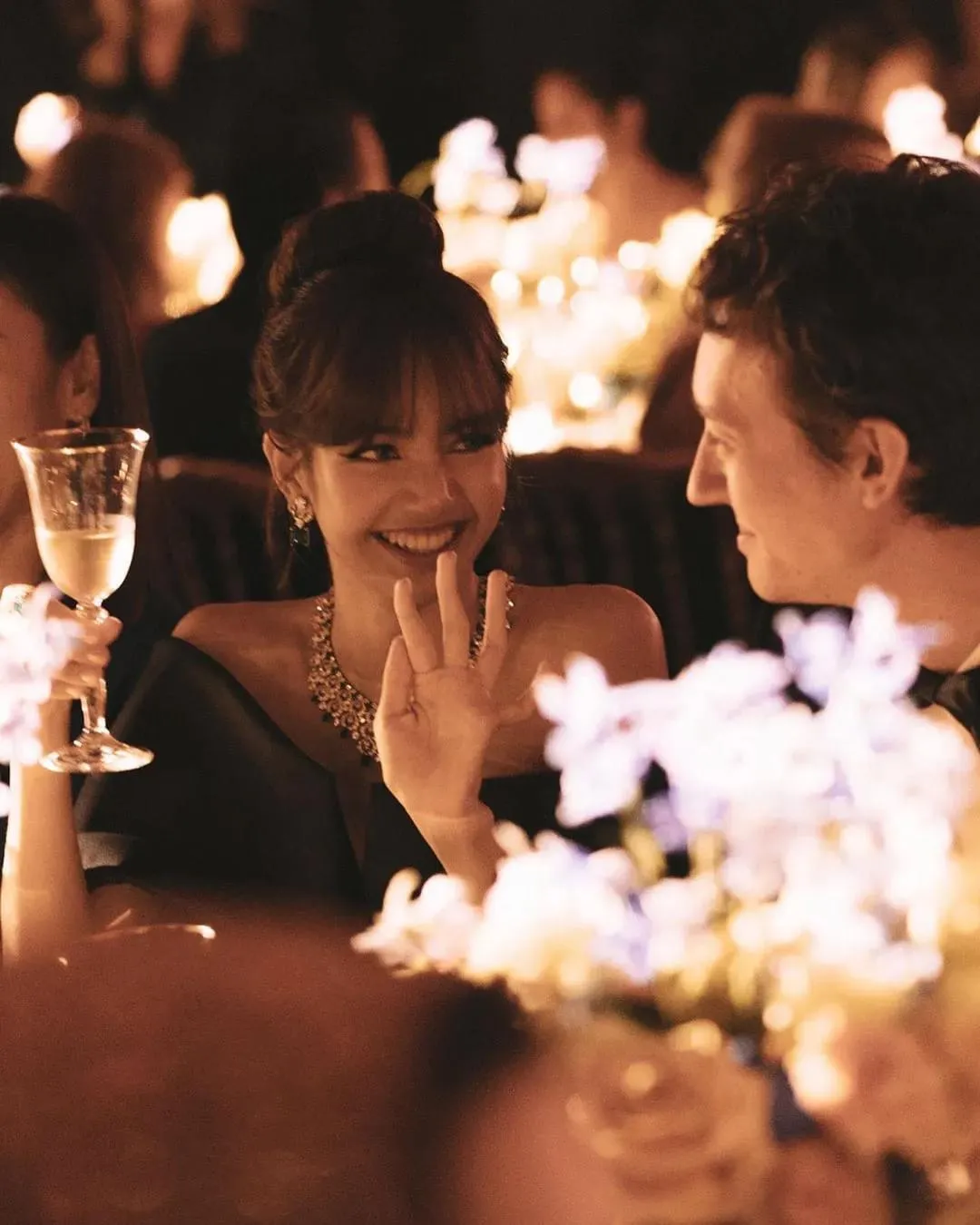 lisa-hen-ho-con-trai-ty-phu-giau-nhat-the-gioi (15)