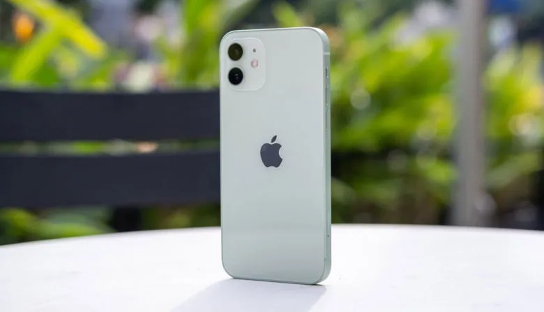iphone-12-co-gia-duoi-15-trieu (1)