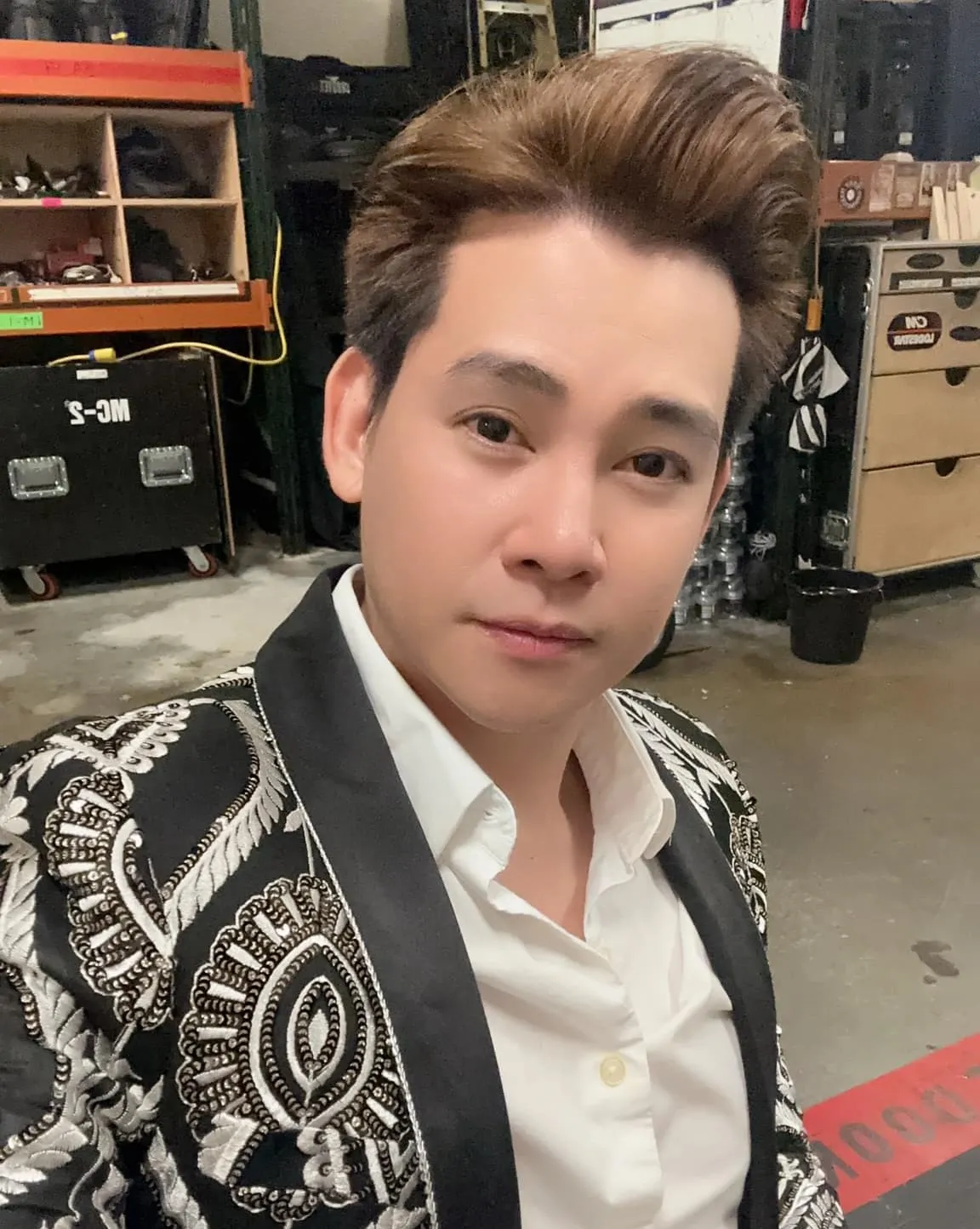 phung-ngoc-huy-noi-lo-hi-don-lavie-sang-my (5)