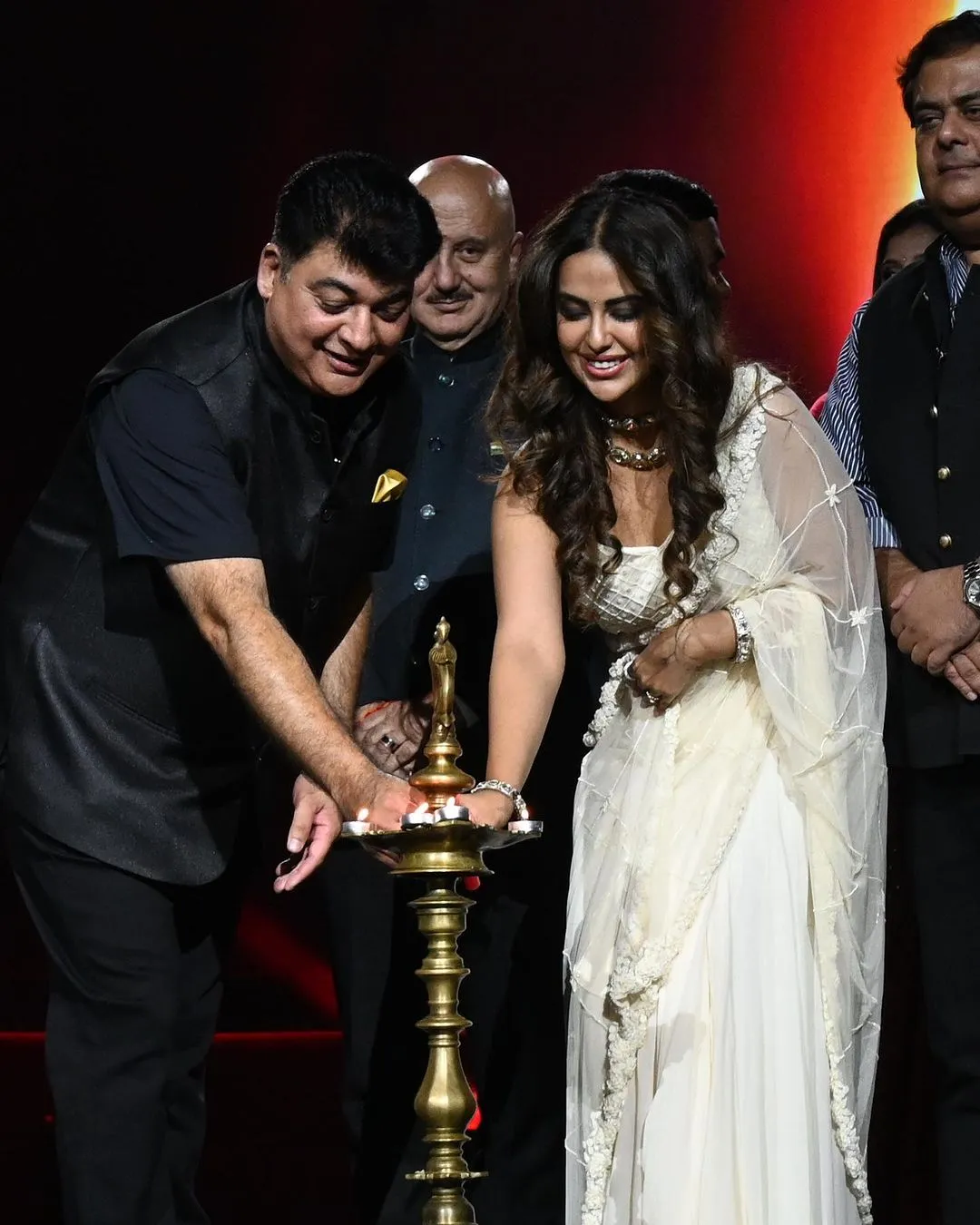 co-dau-8-tuoi-khoe-anh-tai-viet-nam (12)