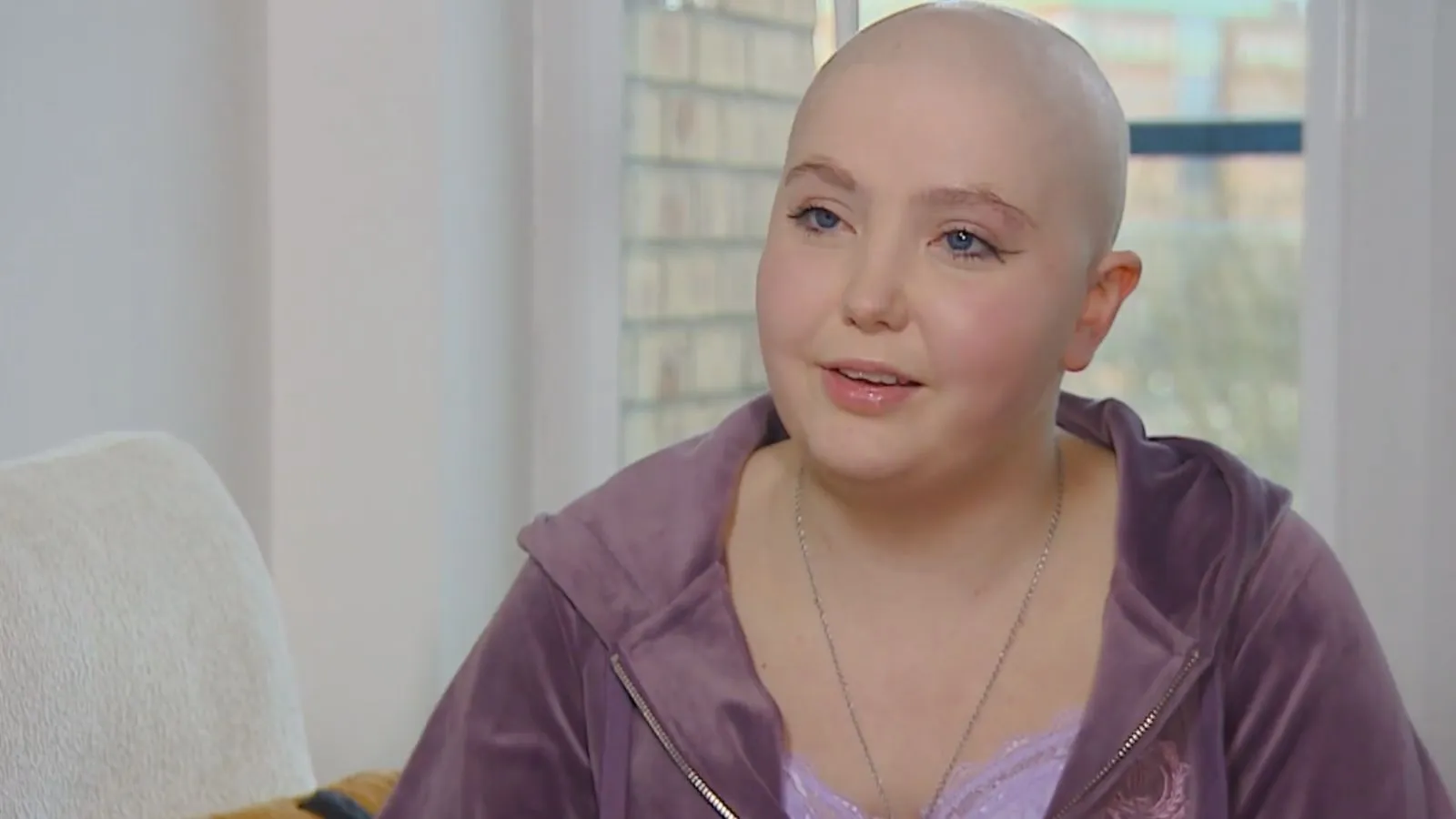 nu-ca-si-21-tuoi-qua-doi-vi-benh-hiem (1)