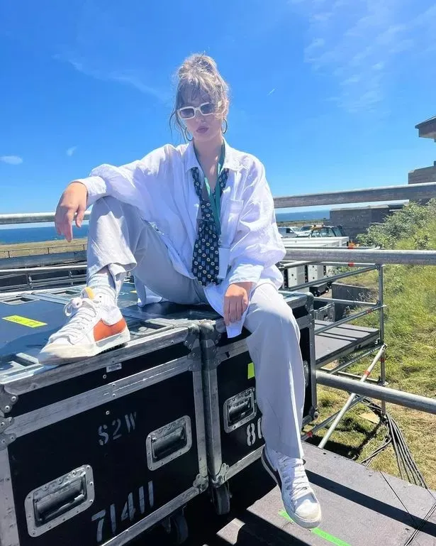 nu-ca-si-21-tuoi-qua-doi-vi-benh-hiem (5)