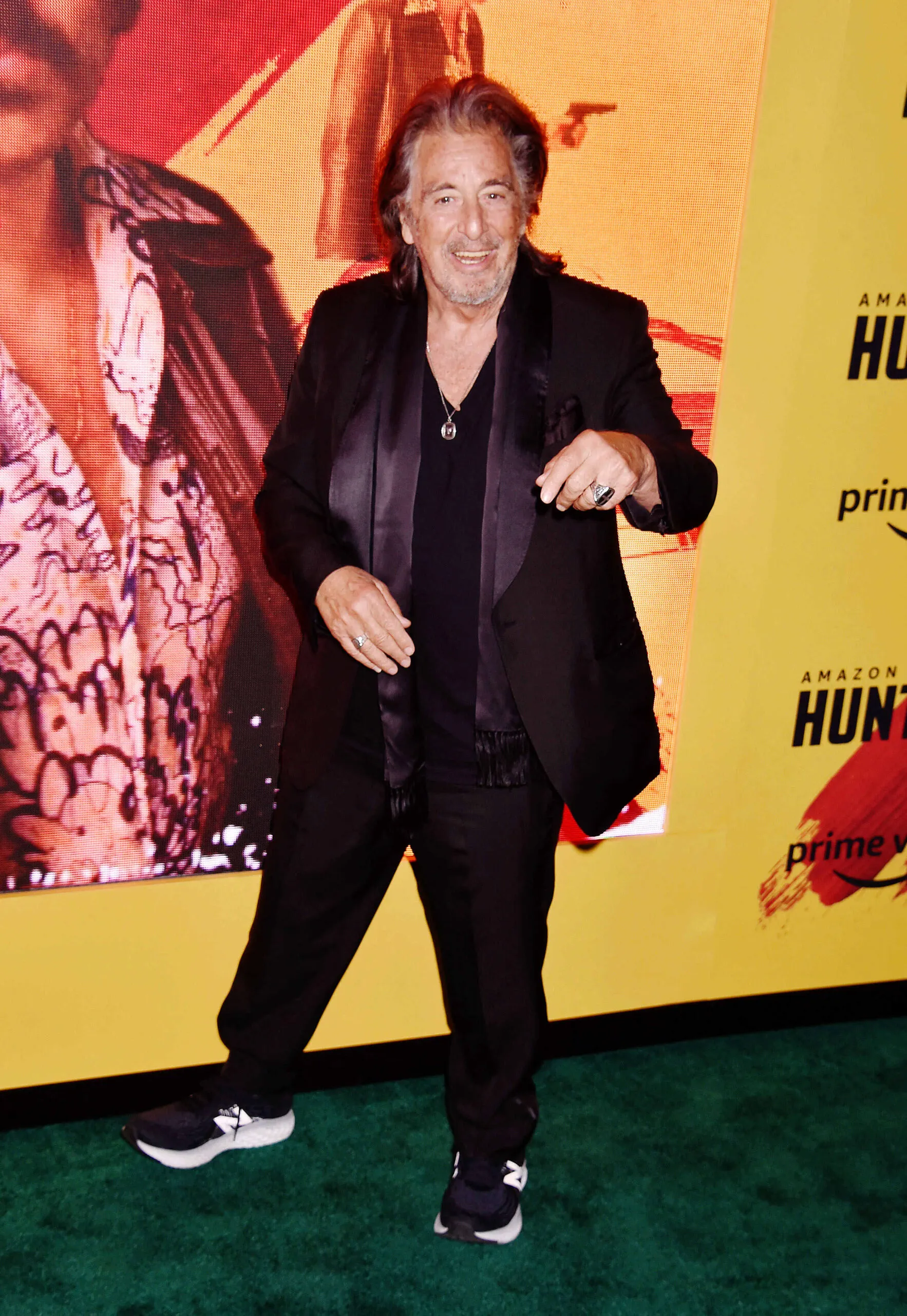 nam-dien-vien-chia-tay-ban-gai-kem-54-tuoi (5)