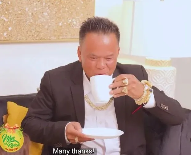 chang-trai-rua-chen-thanh-dai-gia-o-my (1)