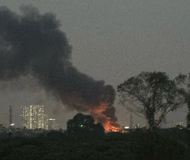 chay0nha-xuong-chua-vai-o-ha-noi