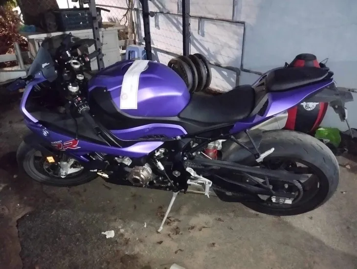 ngoc-trinh-bi-lap-bien-ban-tam-giu-2-xe (5)