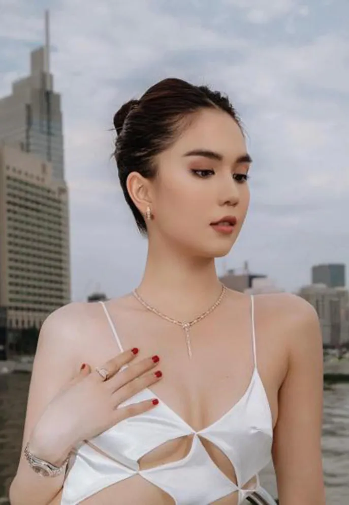 ngoc-trinh-va-nhuung-on-ao-truoc-khi-bi-bat (4)