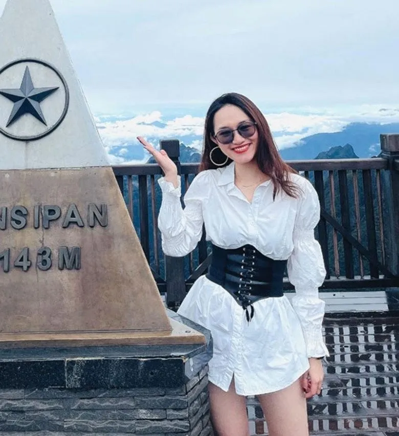 nu-sinh-duong-len-dinh-olympia-lot-xac-sau-9-nam (9)