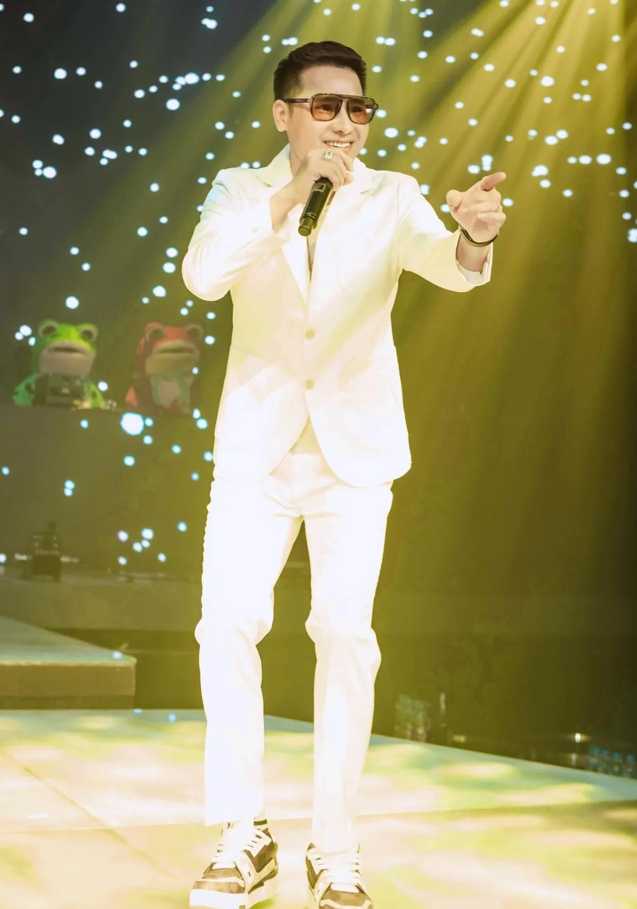 chu-bin-co-dong-thai-sau-su-co-san-khau (4)