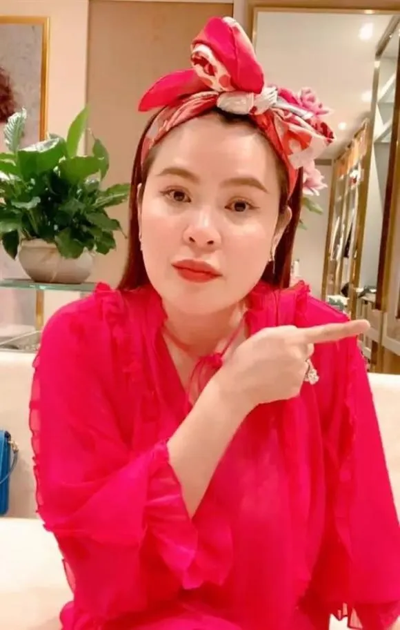 phuong-le-dap-tra-hong-phuong (3)