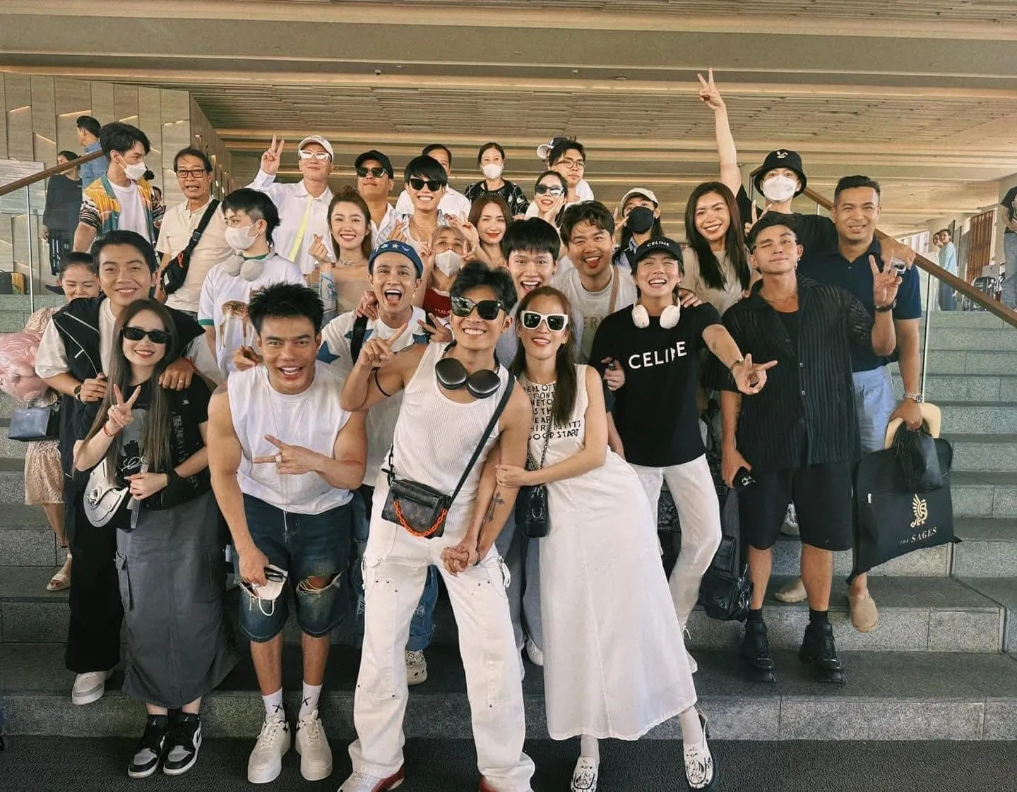 puka-hoa-huong-dan-vien-du-lich-turoc-them-dam-cuoi (3)