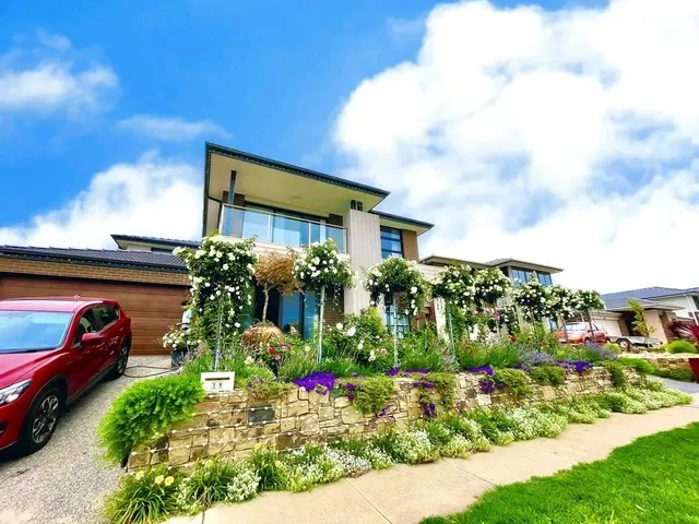 cuoc-song-quan-quan-giau-nhat-olympia (8)