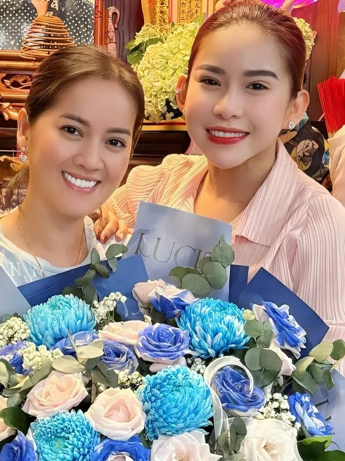 hong-loan-phuong-on-ao-hong-loan=phn=ung=ra=sao (6)