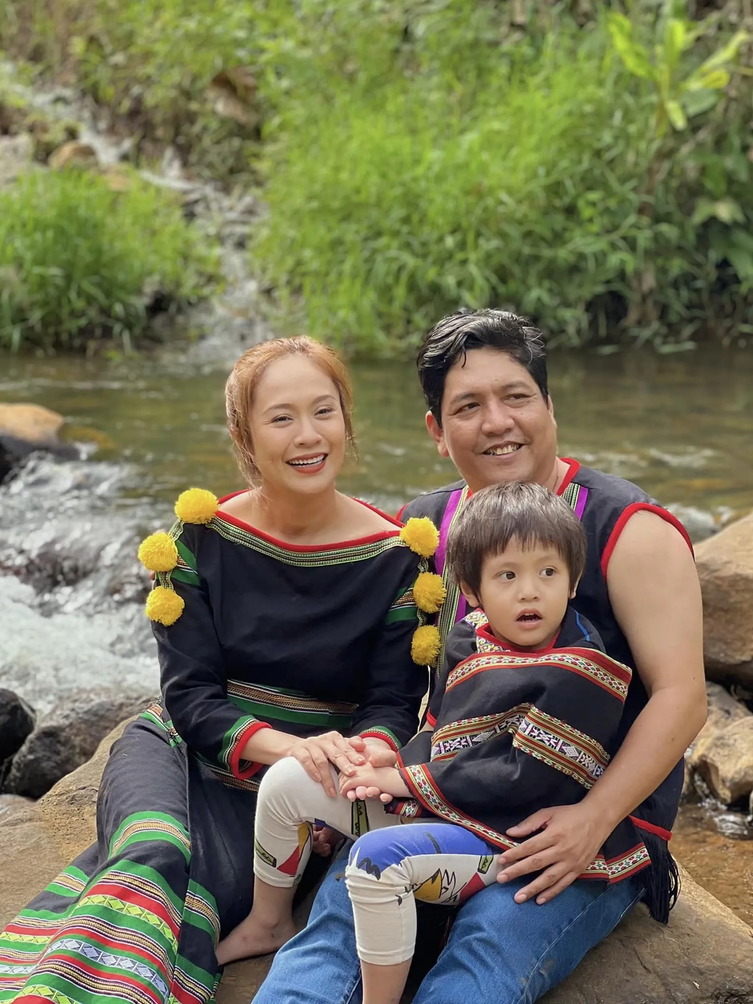 con-trai-thanh-thuy-duc-thinh-cham-noi (1)