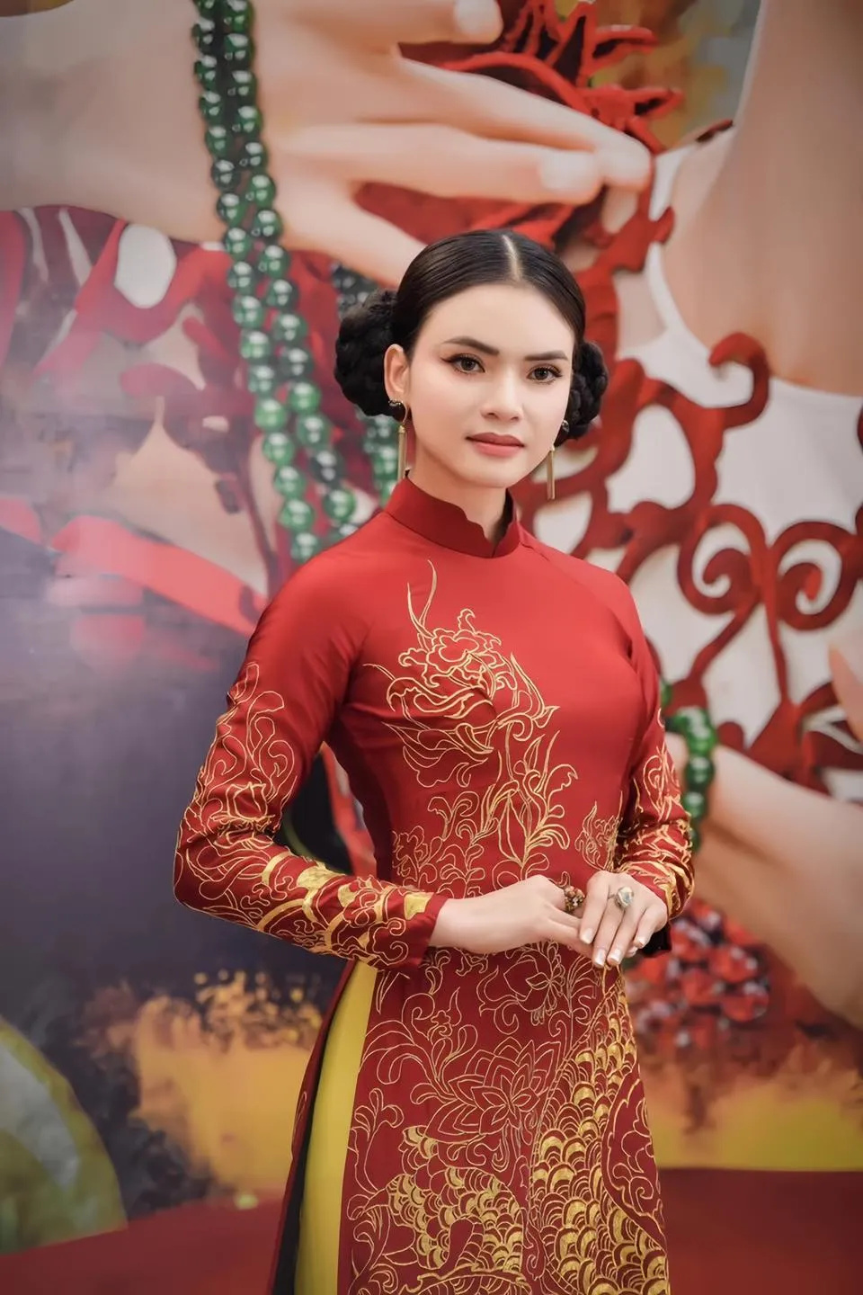 ca si pham phuong thao tre nhat duoc phong ndnd (1)