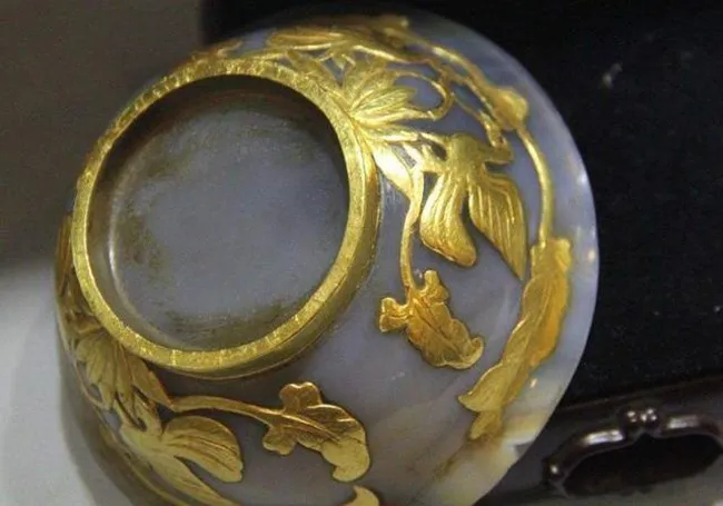 chuyen-gia-tham-dinh-do-co (3)