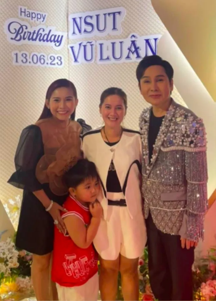 nguyen-vu-co-thai-do-gay-tranh-cai-voi-vu-luan (5)