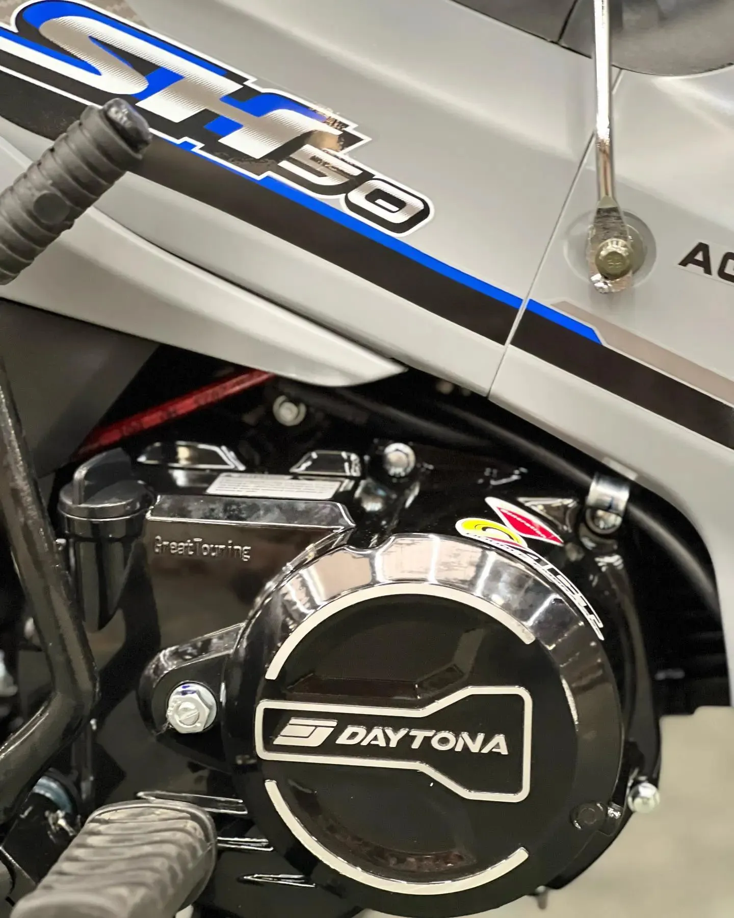 xuat-hien-mau-xe-tuong-tu-s (4)