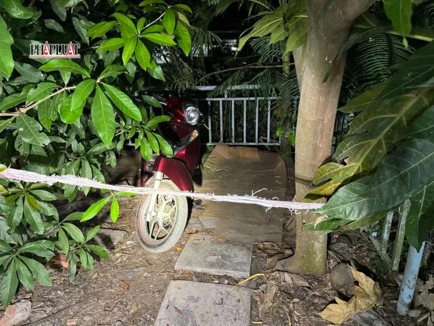 nghi-pham-hai-co-gai-khoc-huhu-khi-bi-bat (2)