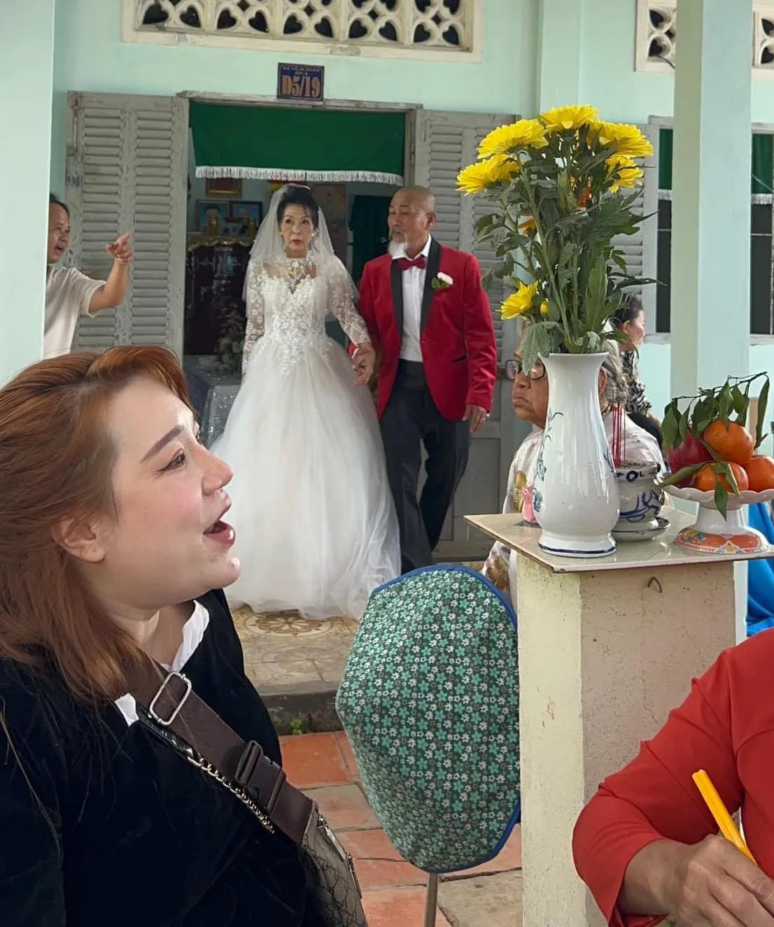 dam-cuoi-cap-doi-u70-va-62-tuoi (4)