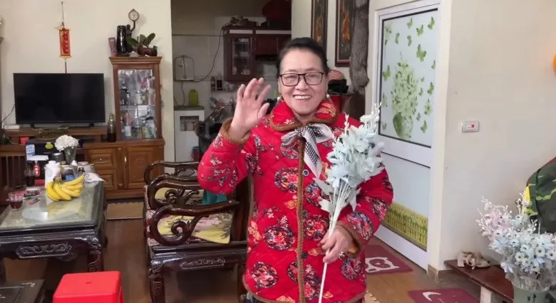 nguoi-phu-nu=72-tuoi-lay=chong-thu-3 (3)