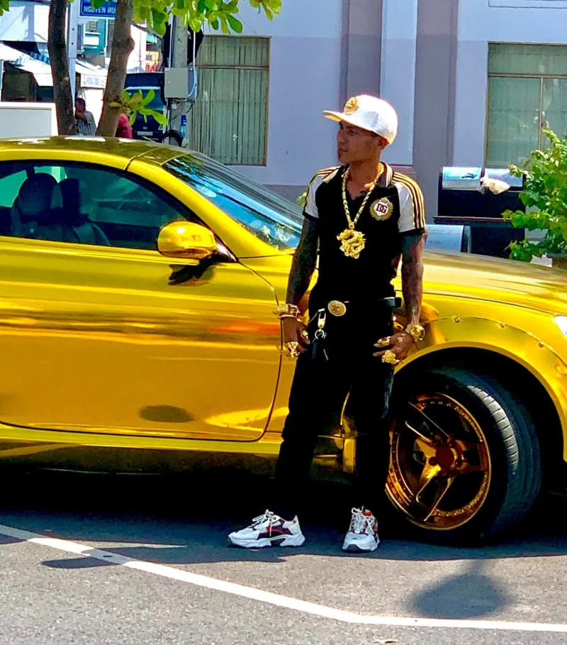 dai-gia-mien-tay-deo-50-cay-vang (2)