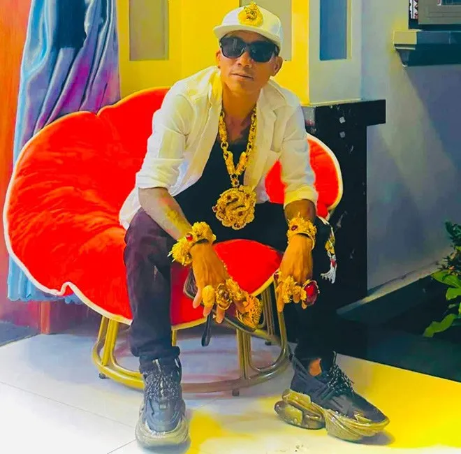 dai-gia-mien-tay-deo-50-cay-vang (7)