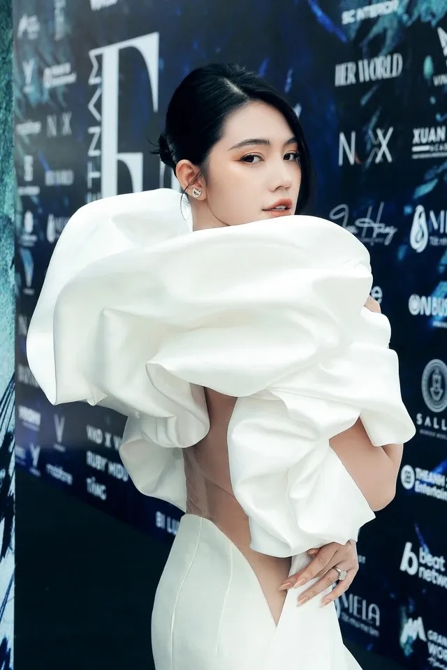 hoa-hau-jilo-enguyen-len-baothai (7)