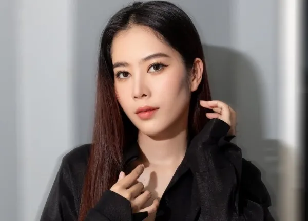 nam-em-le-duong-bao-lam-livestream (1)